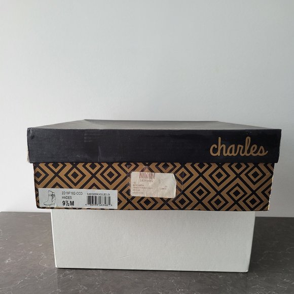 $59 NWT (Size 9.5) Charles By Charles David Hades Suede Wedge Bootie - Picture 12 of 12